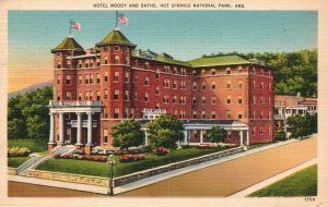 Vintage Postcard 1943 Hotel Moody & Baths Hot Springs National Park Arkansas