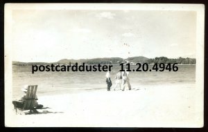 h5053 - LAC DES PLAGES Quebec 1940s Beach View. Real Photo Postcard by Bernard