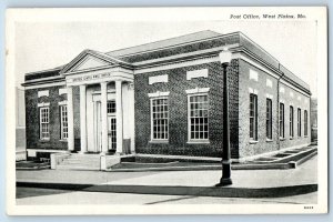 West Plains Missouri Postcard Post Office Exterior Building 1940 Vintage Antique