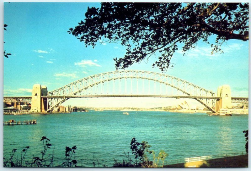 Postcard - Sydney's famous Harbour Bridge - Sydney, Australia 