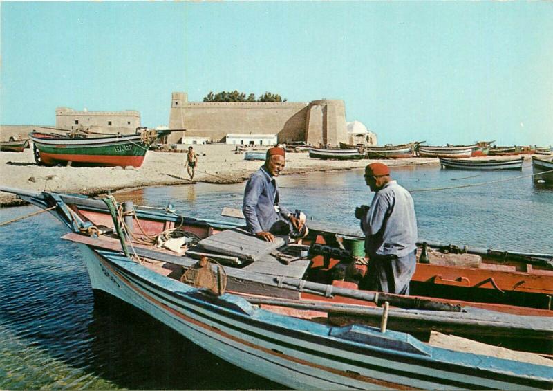 Tunisia Hammamet fishing boats fishermen types