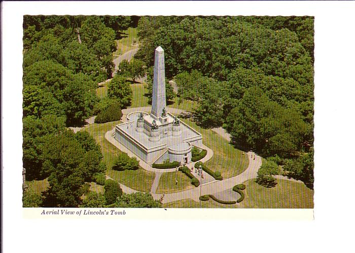 Aerial Lincoln's Tomb, Springfield, Illinois, Photo P Valdez