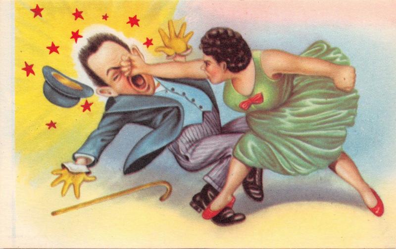 WOMAN PUNCHES MAN IN FACE WHILE STANDING ON HIS FOOT~MEXICO COMIC POSTCARD 1940s