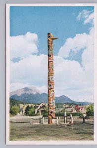 Totem Pole, Jasper National Park, Alberta, Vintage Taylorchrome Postcard