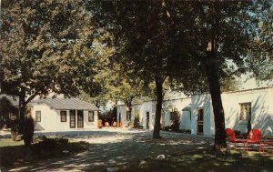 ROLLING PRAIRIE, Indiana IN  BOB'S BAR-B-Q & MOTEL  Roadside  KANKAKEE Postcard