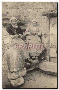 Old Postcard Folklore People Auvergne from us on the threshold