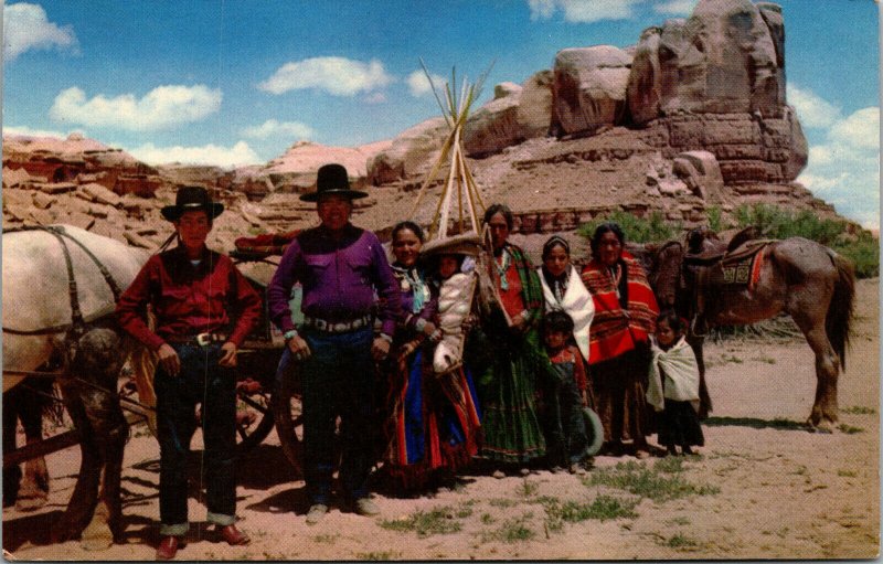 Vtg 1950 Navajo Family On The Reservation Native American Postcard