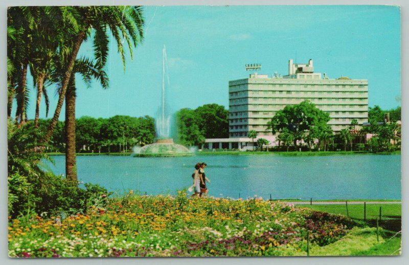 Orlando Florida~Lake Eola Centennial Fountain~Standard Chrome Postcard