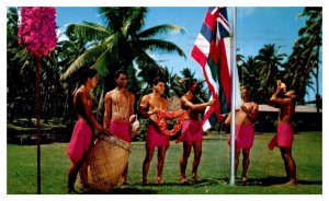Hawaiian Flag Raising Ceremony Coco Palms Resort Hawaii Postcard Posted 1984