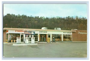 1950's-60s Trippies Gas Station Route 35 Chillicothe Ohio. Postcard P1E