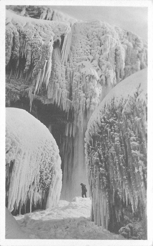 Artsy image 1920s Man Frozen waterfalls Niagara Falls New York RPPC 6803