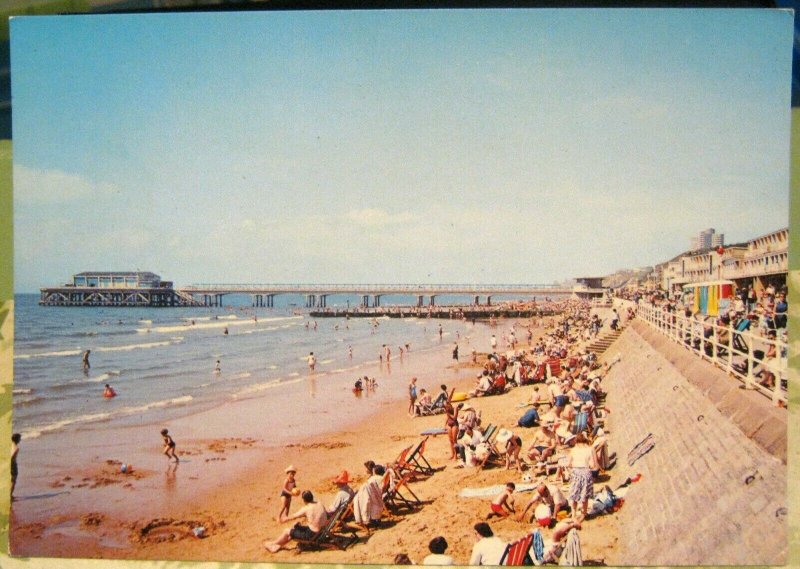 England The Beach and Pier Boscombe Dorset - unposted