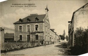 CPA ST-GEORGES-de-REINTEMBAULT Route de Fougeres Ecoles des Garcons (864331)