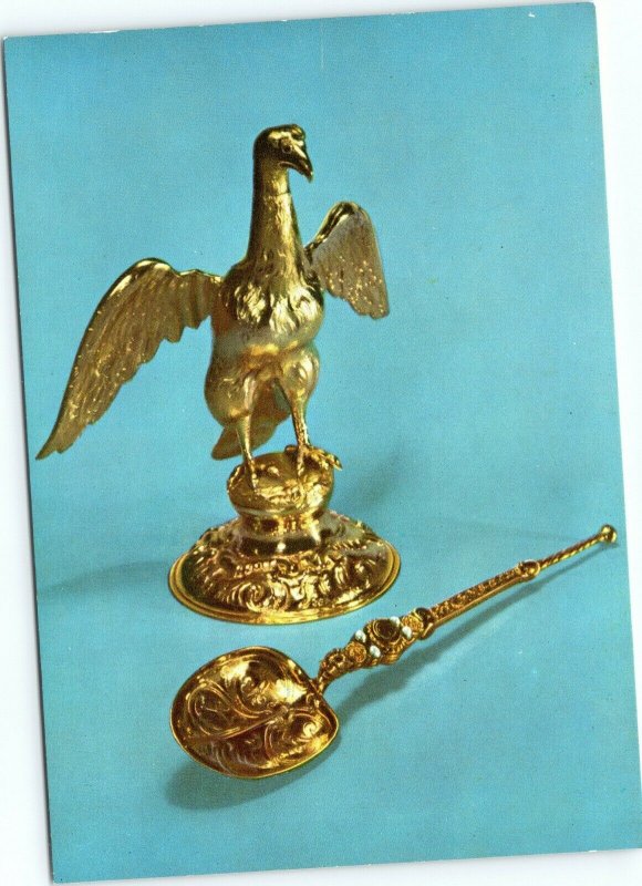 POSTCARD - UK  Coronation Regalia - The Ampulla and Anointing Spoon