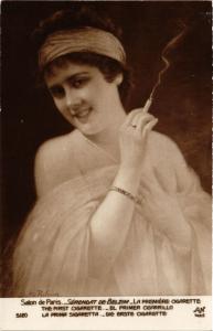 CPA AK Salon de Paris SERENDAT DE BELZIM La premiere Cigarette (706327)