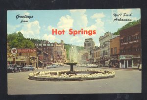 HOT SPRINGS ARKANSAS DOWNTOWN FOUNTAIN STREET SCENE VINTAGE POSTCARD