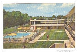 Swimming pool, Holiday Inn of New Hope,  New Hope,  Pennsylvania,  40-60s