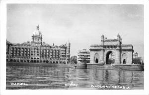 BR100284 taj hotel bombay gateway of india real photo