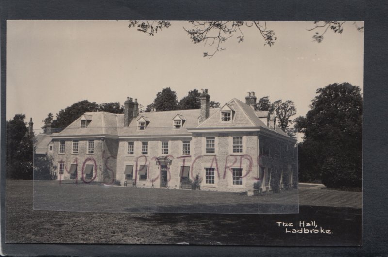 Warwickshire Postcard - Ladbroke Hall, Church Rd, Ladbroke, Southam  HP442