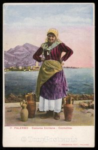 Palermo - Costume Siciliane - Contadina