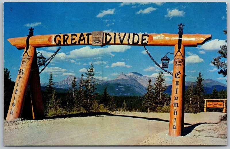 Vtg Canada Great Divide Betwee British Columbia & Alberta Postcard