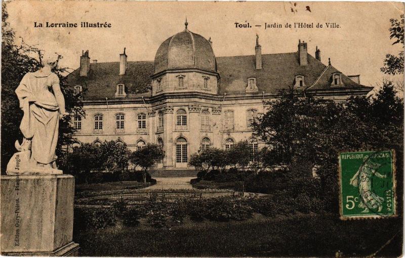 CPA Toul-Jardin de l'Hótel de Ville (187628)