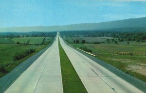 USA Straightaway Turnpike Pennsylvania Super Highway Chrome Postcard 08.95