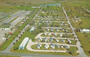 Harlingen Texas Fun N Sun City Trailer Park Vintage Postcard AA10871