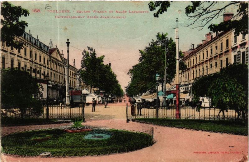 CPA TOULOUSE - Square Wilson et Allée LAFAYETTE (Actuellement Allée (582456)