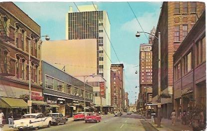 Locust St, Des Moines, Iowa. 1950's.  Unused