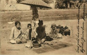 indonesia, JAVA SOERABAIA, Native Money Changers (1914) Postcard