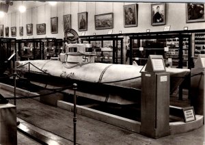 RPPC, London England  GERMAN MIDGET SUBMARINE Imperial War Museum  4X6 Postcard