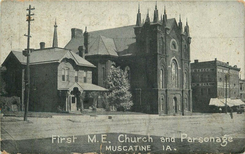 VINTAGE POSTCARD FIRST METHODIST EPISCOPAL CHURCH & PARSONAGE MUSCATINE IOWA IA 