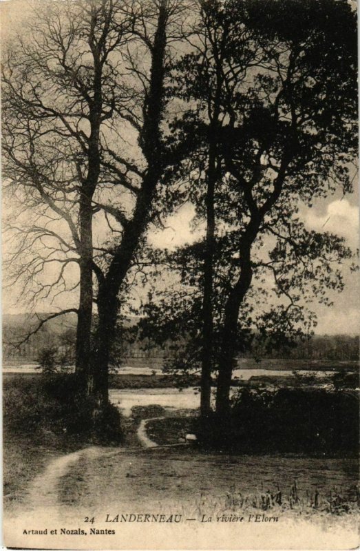 CPA Landerneau- La riviere l'Elorn FRANCE (1026697)