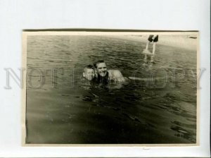 3076027 RUSSIA Father & Boy in Water Sunlight Old REAL PHOTO