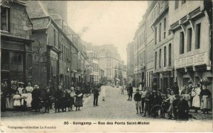 CPA GUINGAMP - Rue des Ponts St-MICHEL (119273)