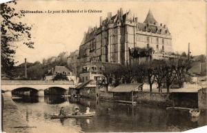 CPA CHATEAUDUN - Le pont St-Médard et le Chateau (669809)