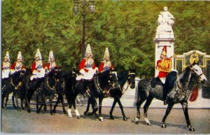 The Queens Life Guard passing Buckingham Palace Postcard