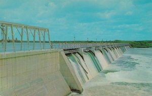 Brandon Dam on Des Plaines River - Joliet IL, Illinois