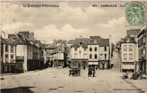 CPA LAMBALLE - La Place (630263)