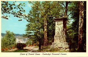 Kentucky Frankfort Daniel Boone Monument and Grave