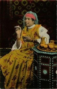 CPA AK Ideale 589 Femme arabe dans son intérieur ALGERIE (821492)