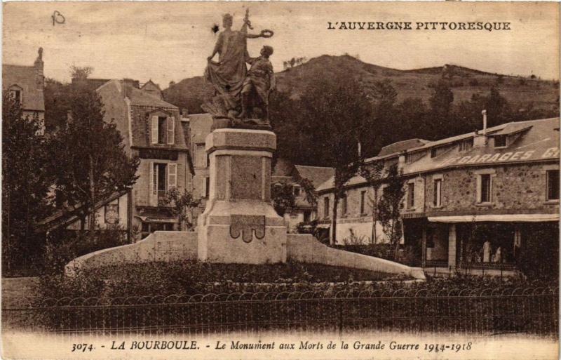 CPA La BOURBOULE Le Monument aux Morts de la Grande Guerre (720853)