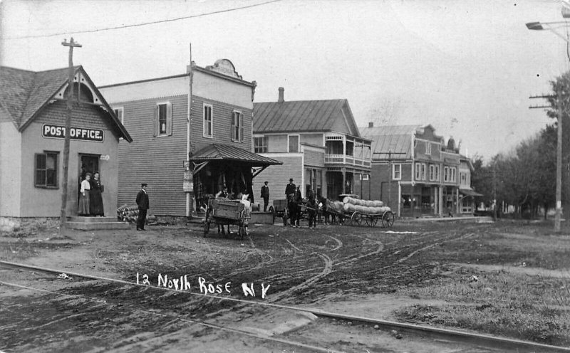 North Rose NY Post Office Storefronts Railroad Tracks Dirt Street RPPC