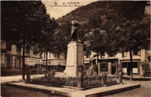 CPA LUCHON - Le Monument aux Morts (582959)