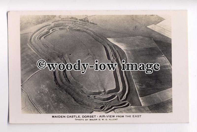 tp0802 - Dorset - An Aerial View of Maiden Castle, in Dorchester  - postcard