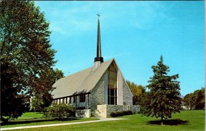 Muncie, IN Indiana  HAZELWOOD CHRISTIAN CHURCH  Vintage Chrome RELIGION Postcard