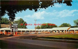 215205-Cave City, Kentucky, Holiday Motel, Exterior View, 50s Cars