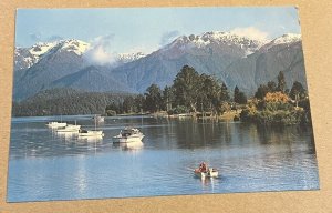 UNUSED POSTCARD - LAKE TE ANAU, MURCHISON MTNS., FIORDLAND, NEW ZEALAND