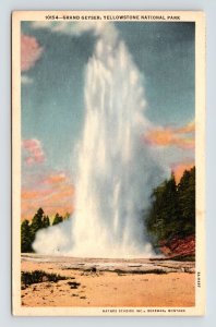 Yellowstone National Park Grand Geyser Landmark Linen Cancel WOB Postcard 